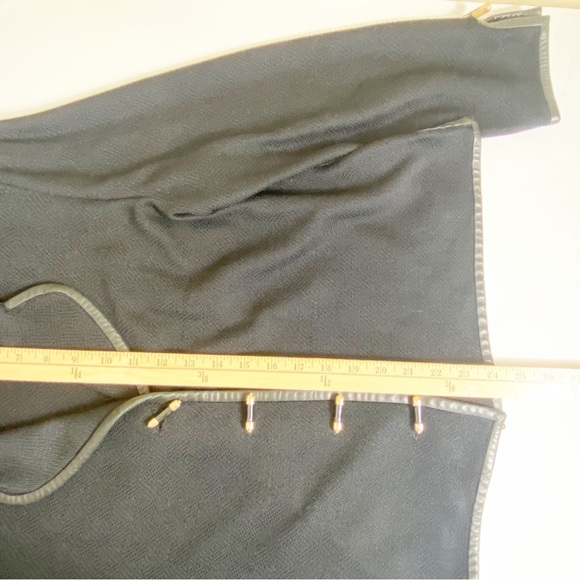 St. John Black Jacket Blazer Sophisticated Chic WorkCareer Embellished SIze 12 - Picture 8 of 10